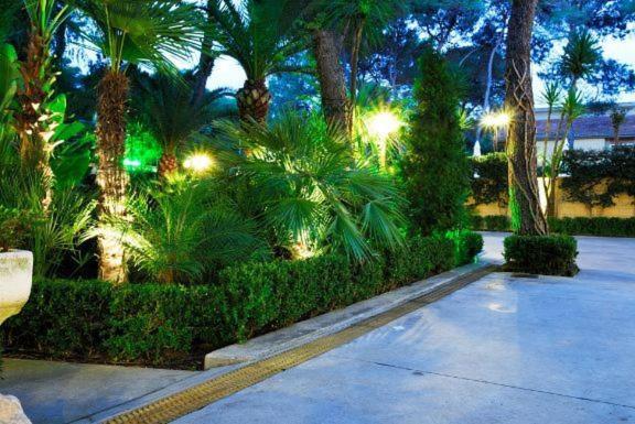 Hotel Villa Giusy Кастелланета-Марина Экстерьер фото